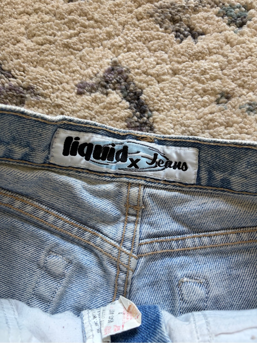Vintage Liquid Jeans Butterfly Jean Shorts - Picture 5 of 5
